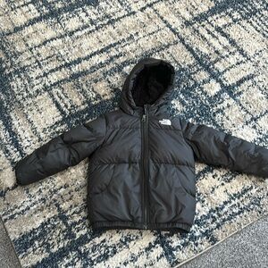 EUC Northface fur lined jacket toddler size 5T